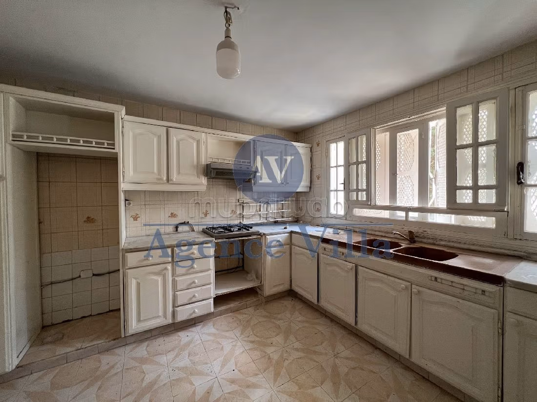 Villa s6 avec jardin et piscine à Gammarth