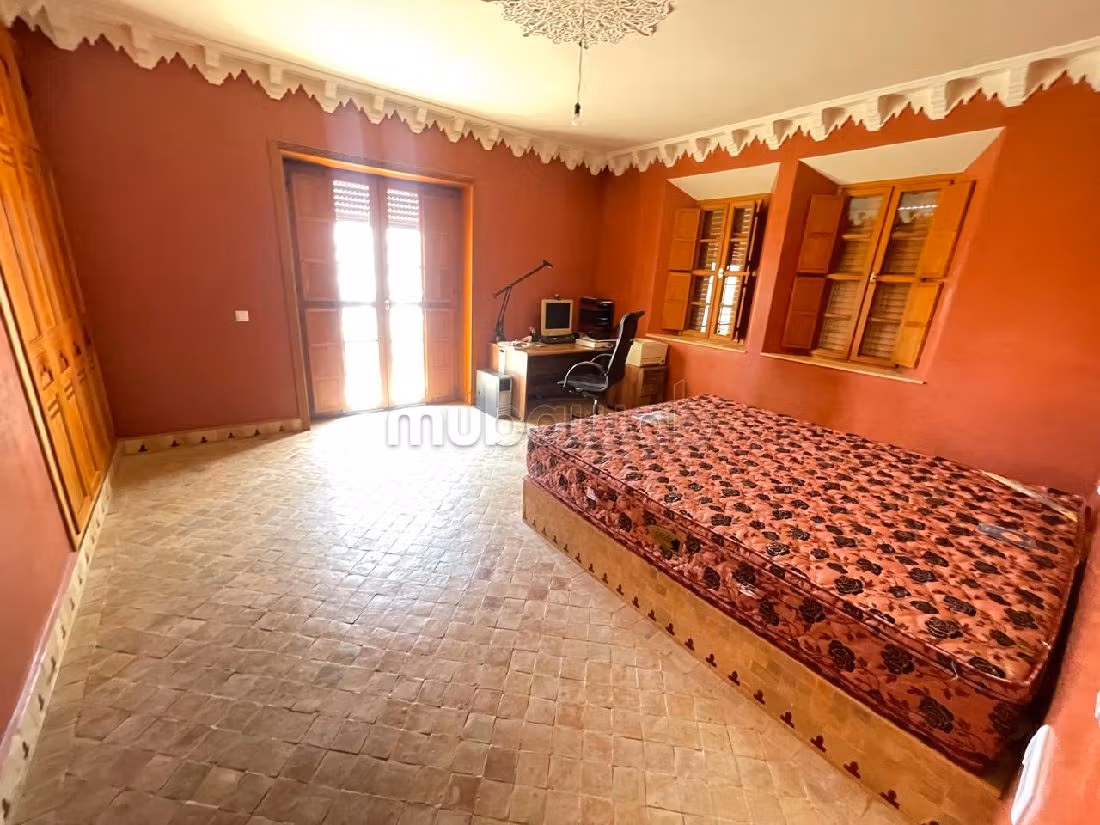 Belle villa a vendre a sonaba 361m2