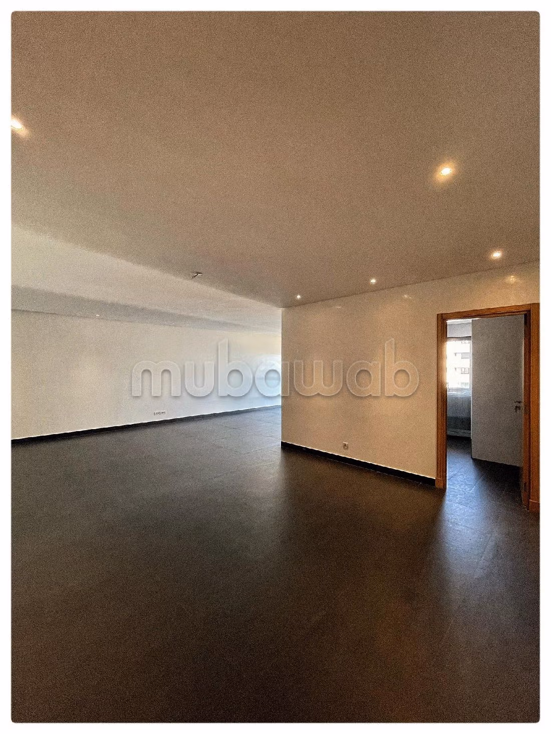 Bonito piso en venta en Alsace Lorraine. 4 habitaciones. Sin ascensor, gran terraza. 