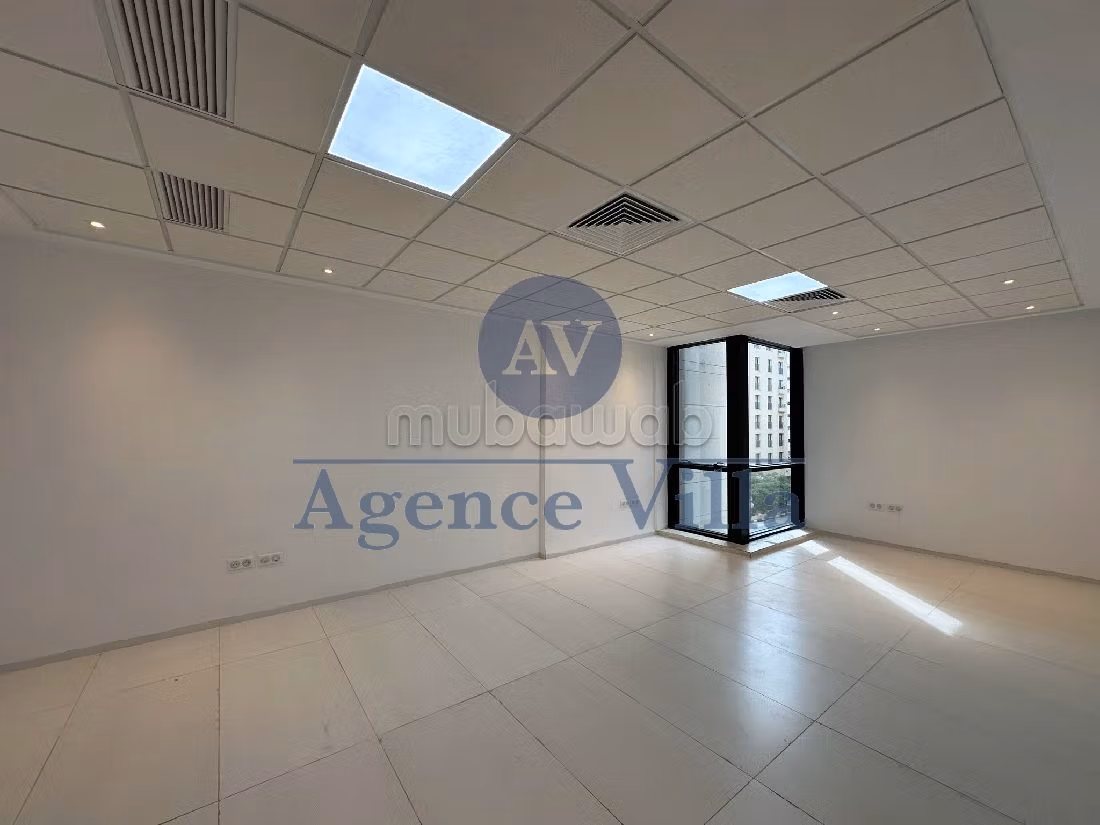 Deux bureaux dans le 2eme étage au lac 2
