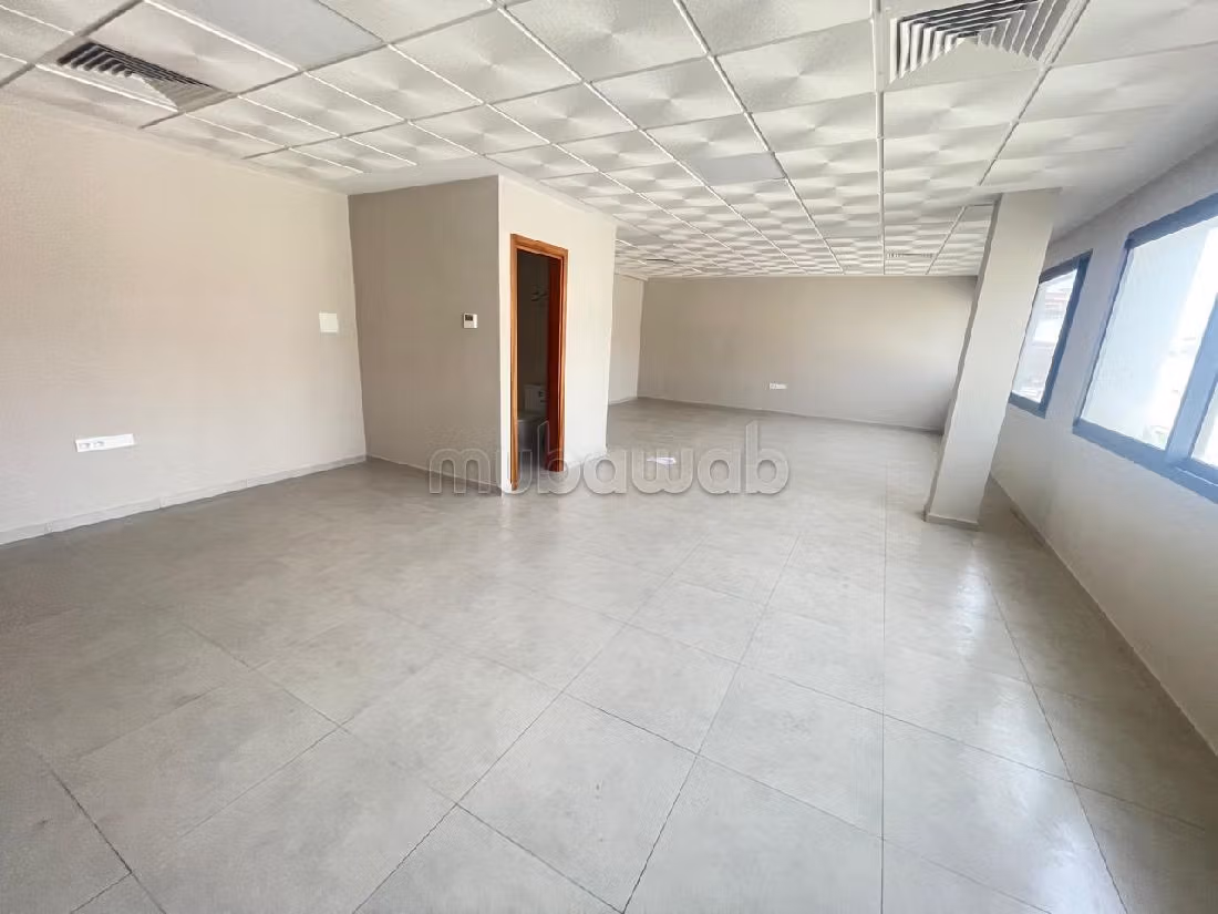 عقارت تجارية للكراء ب المدينة الجديدة. المساحة 76 م². مصعد. 