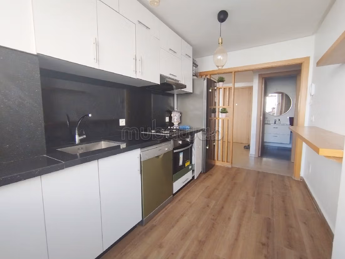 Bellissimo appartamento in affitto a Polo. 5 locali. Arredato