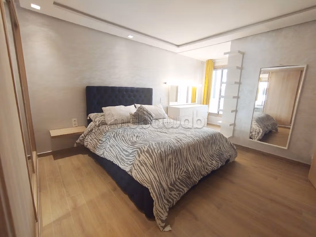 Bellissimo appartamento in affitto a Polo. 5 locali. Arredato