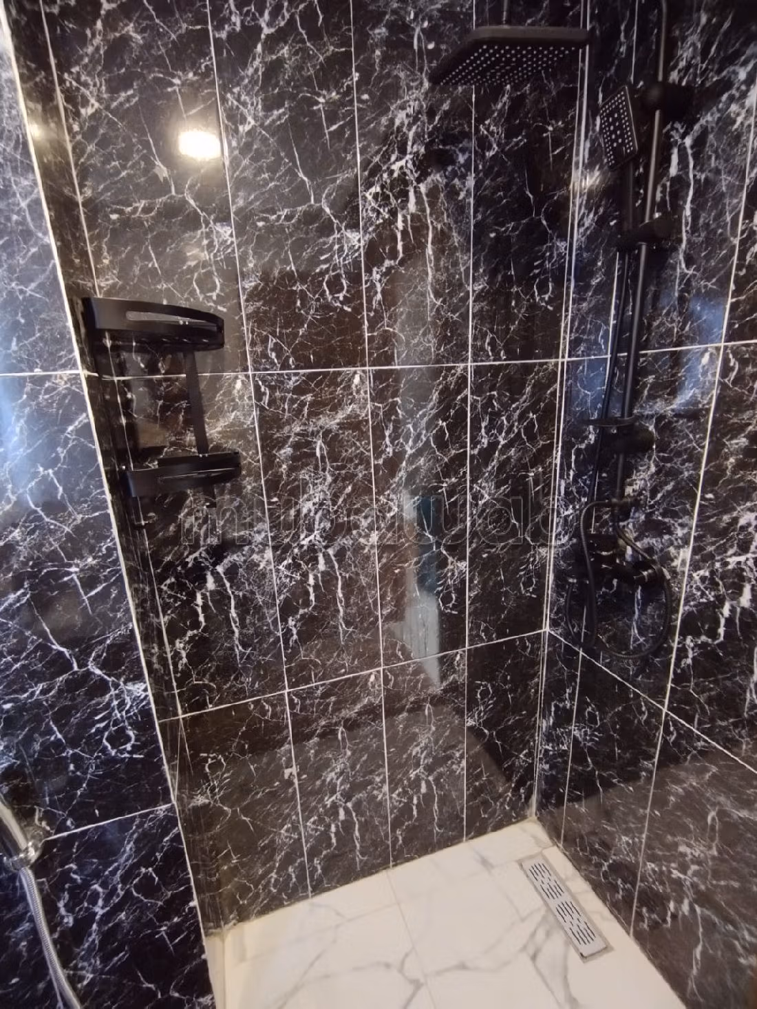 Rent this apartment in Hermitage. Surface area 42 m². Fully furnished