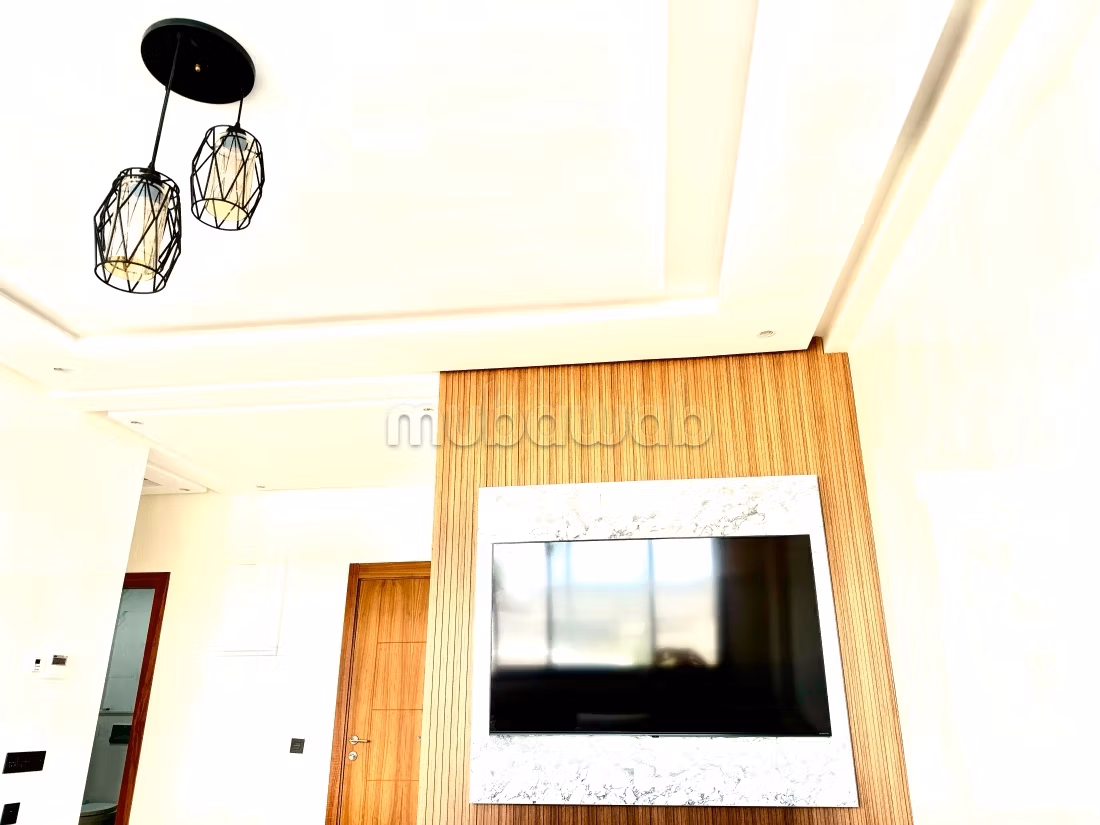 Sell apartment in Secteur Touristique. 2 rooms. Secured door, Enclosed residence.