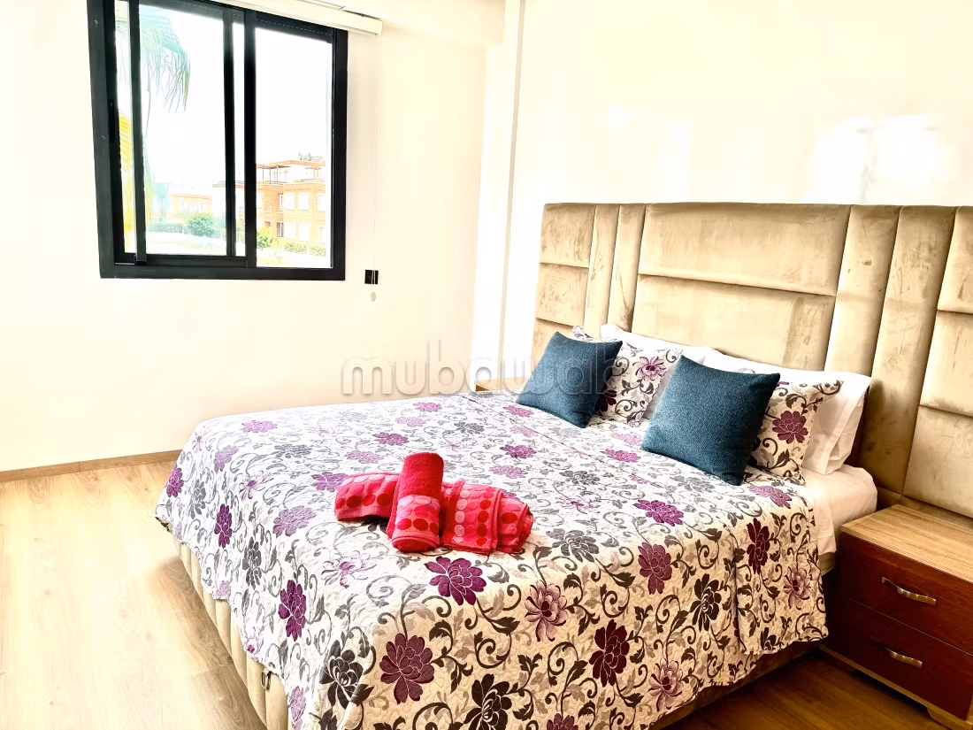 Sell apartment in Secteur Touristique. 2 rooms. Secured door, Enclosed residence.
