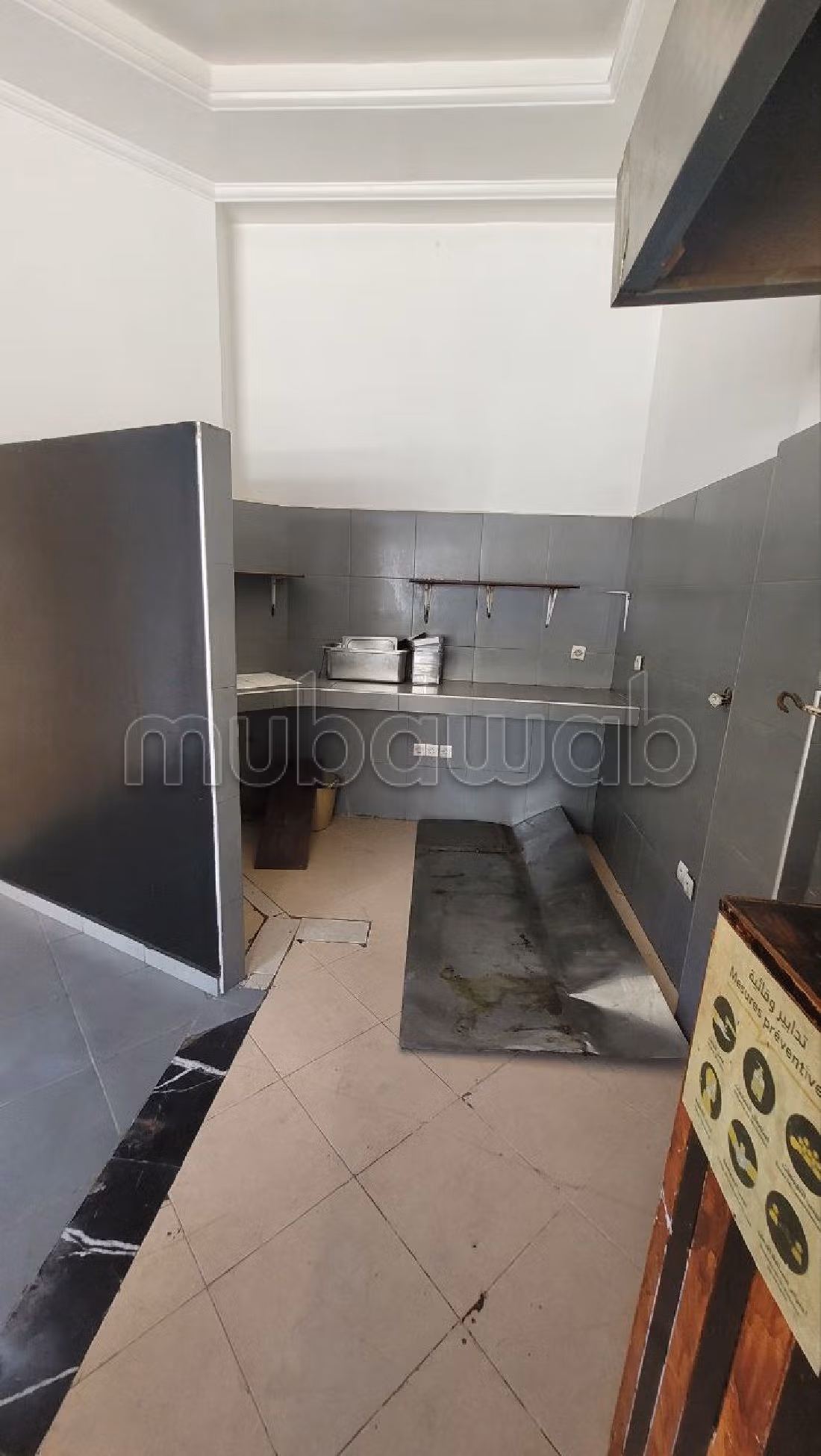 Bel locale commerciale in vendita a Hassan - Centre Ville. Superficie di 36 m². 