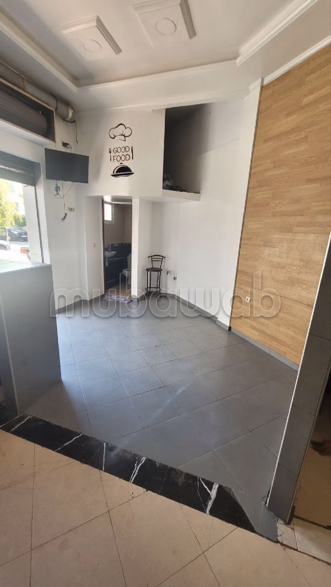 Bel locale commerciale in vendita a Hassan - Centre Ville. Superficie di 36 m². 