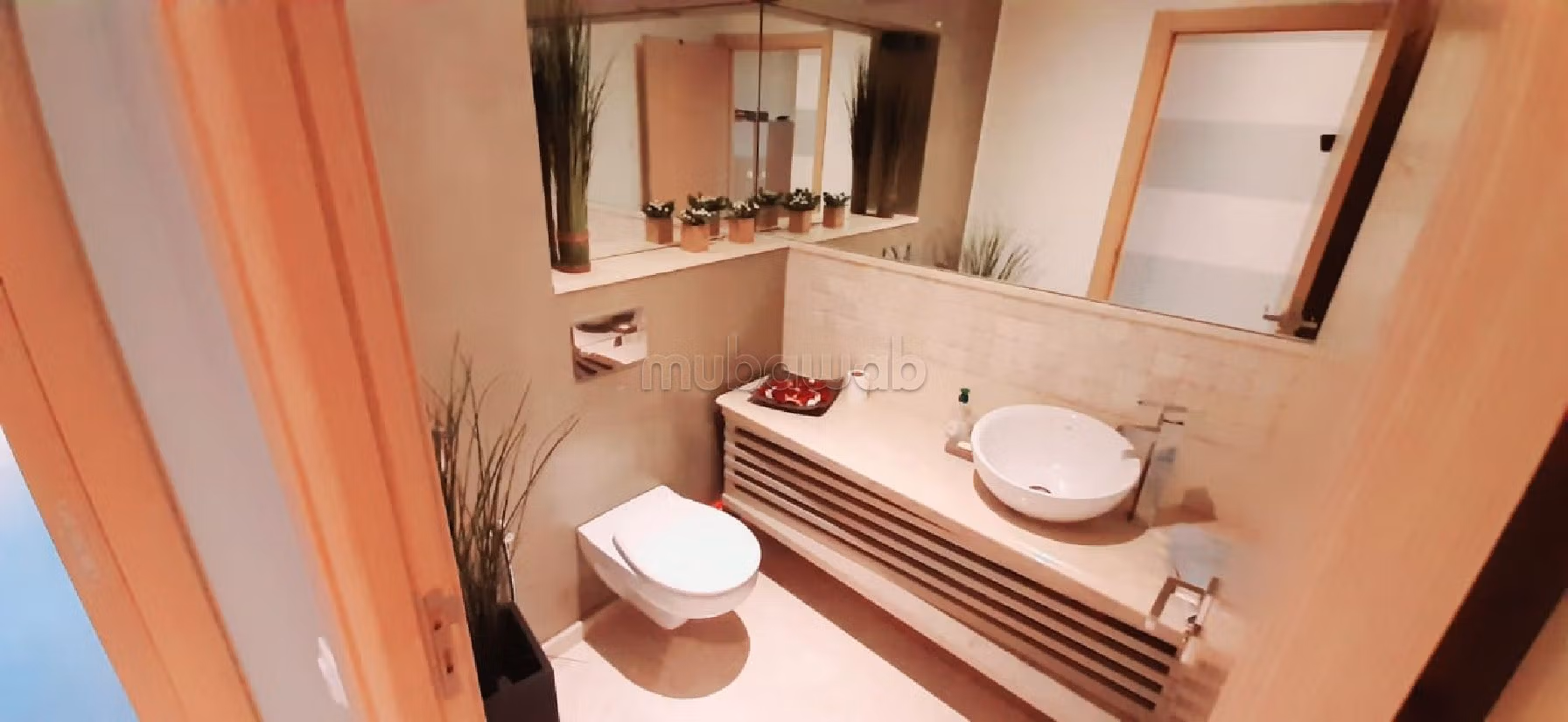 Alquiler de villa de alta gama en Laymoune. Superficie de 447 m². Amueblado. 