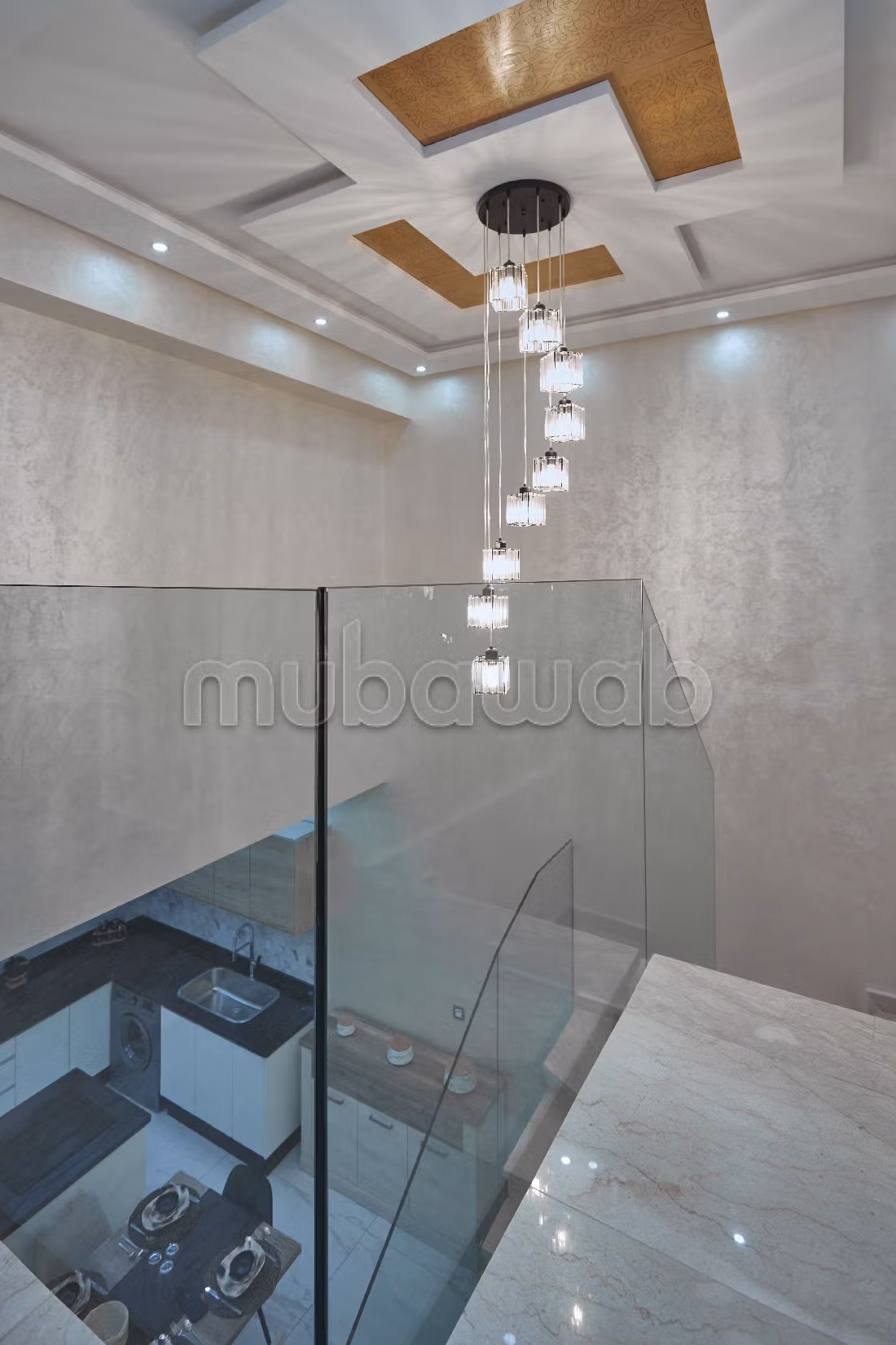 شقة جميلة للبيع بحي الشتوي. 2 غرف ممتازة. موقف سيارات ومصعد