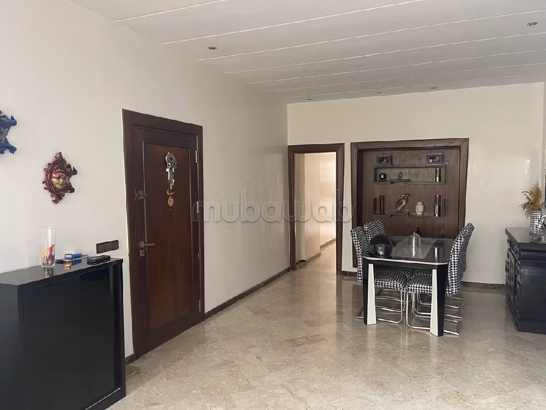 Appartement à Vendre de 186.0 m² à Casablanca, Hopitaux — 2