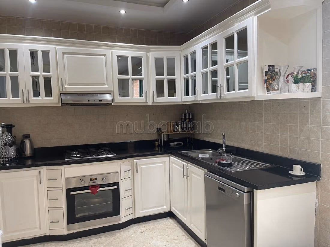 Appartement 156 m² f Les Hôpitaux — 13