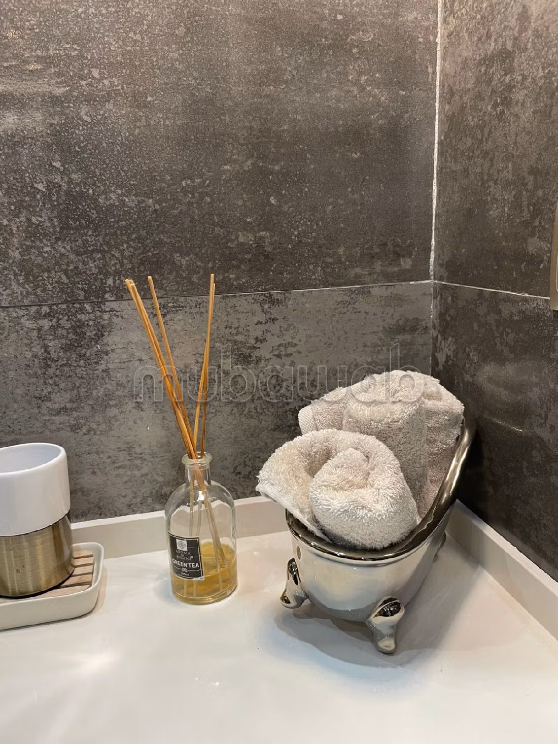 Pisos en alquiler en Tanger City Center. 2 dormitorios. Vista excepcional a la montaña, aislamiento térmico y acústico. 