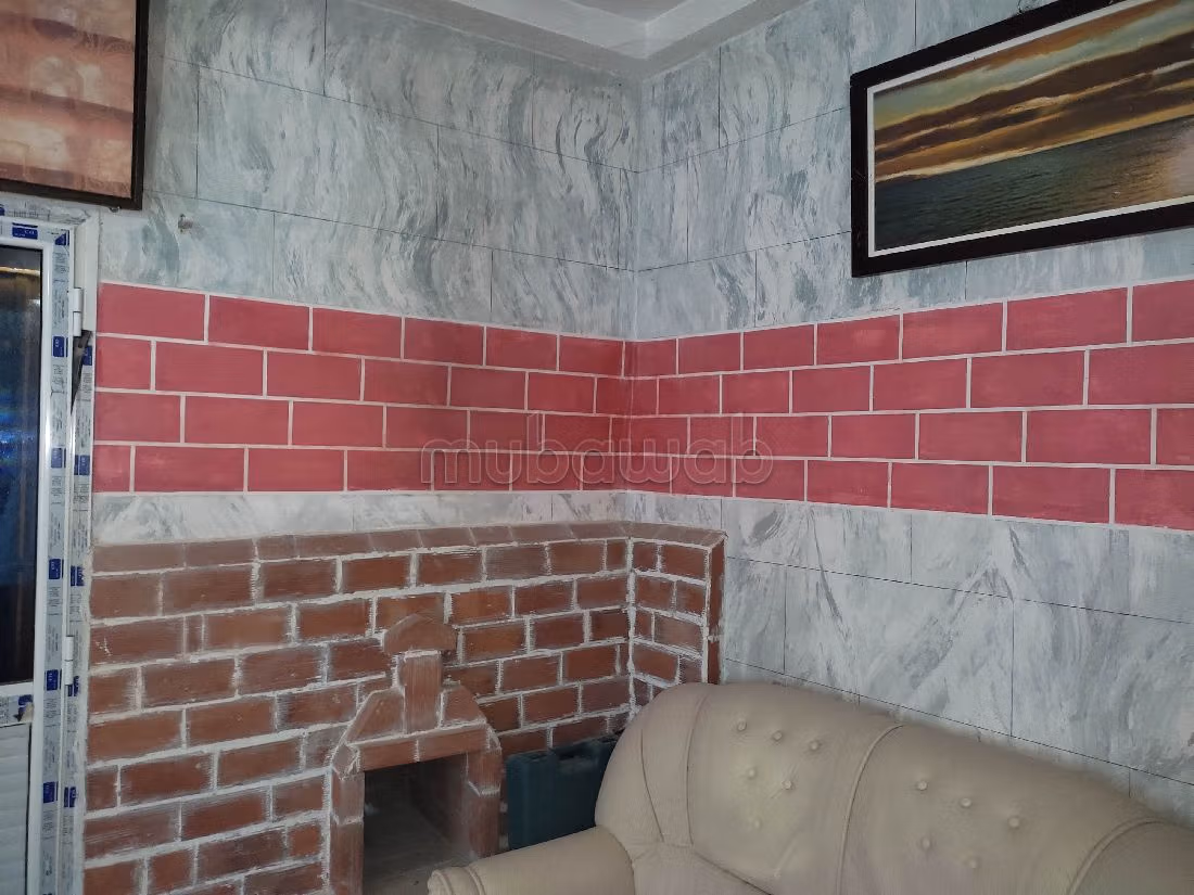 Vente d'un bel appartement. 16 belles chambres. 