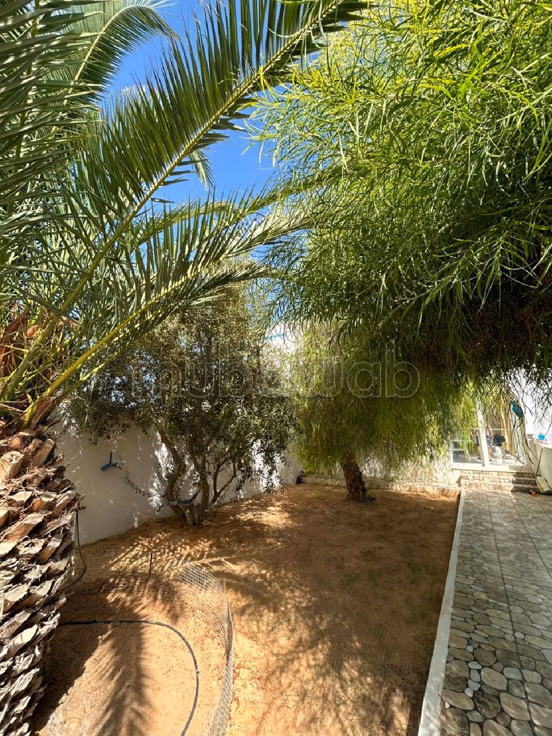 House for sale in Djerba. Total area 404 m². Fully furnished