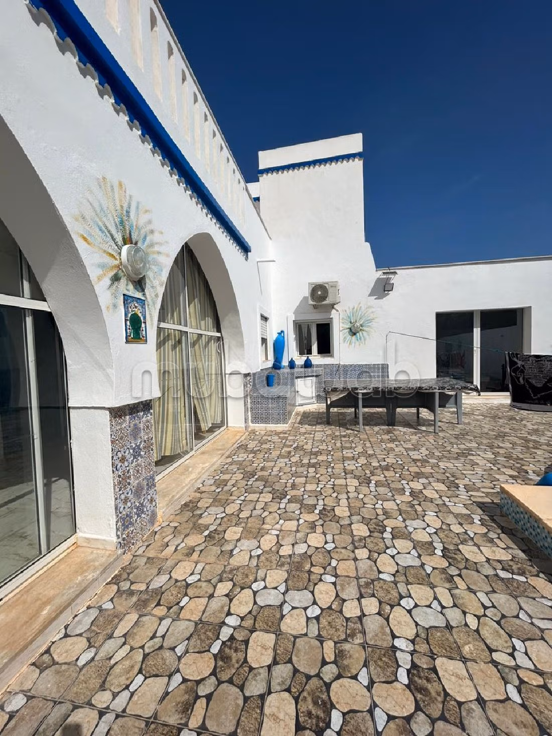 House for sale in Djerba. Total area 404 m². Fully furnished