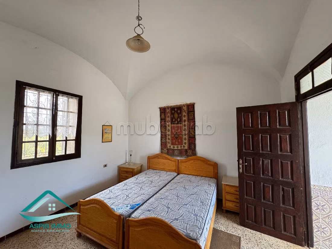 Land for sale. Area 11000 m². 