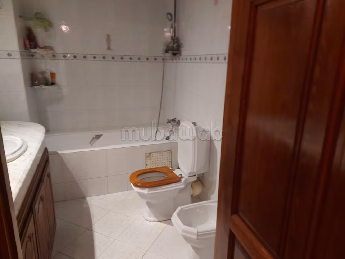 Sale of a lovely apartment in Oulfa. 3 rooms. Private car park