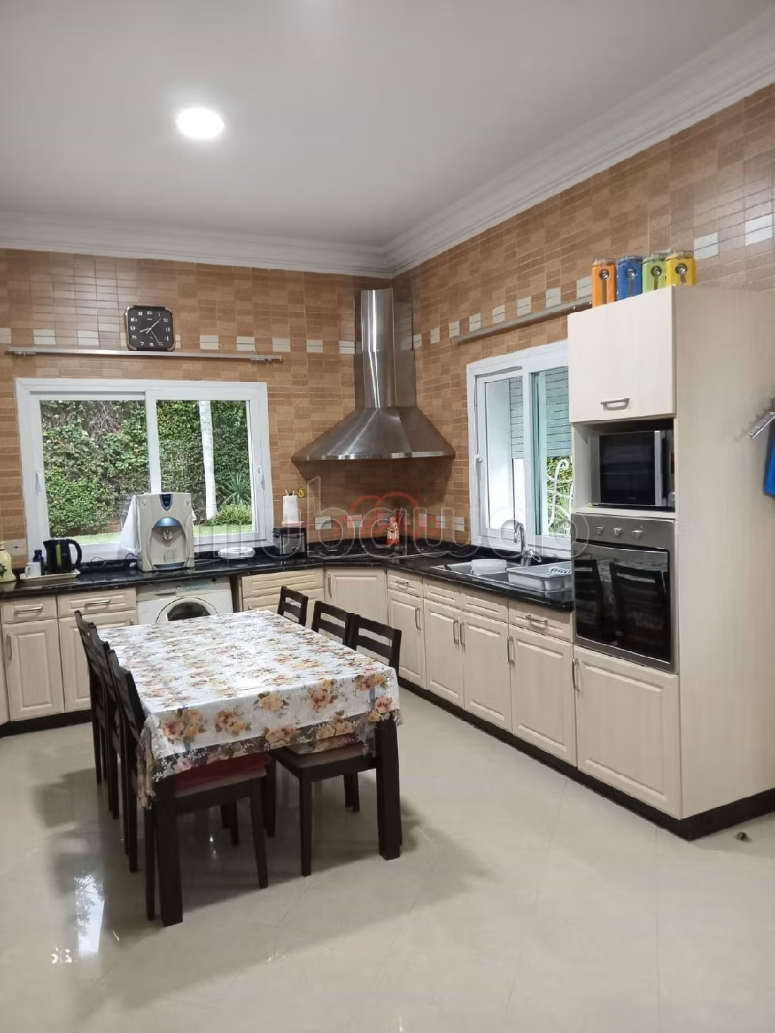 Residenza di lusso in vendita. 3 camere da letto. Area verde