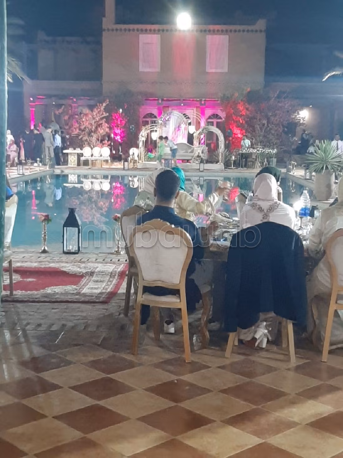 اشتري رياض رائع ب لبلالية. 8 قطع مريحة. مفروشة. 