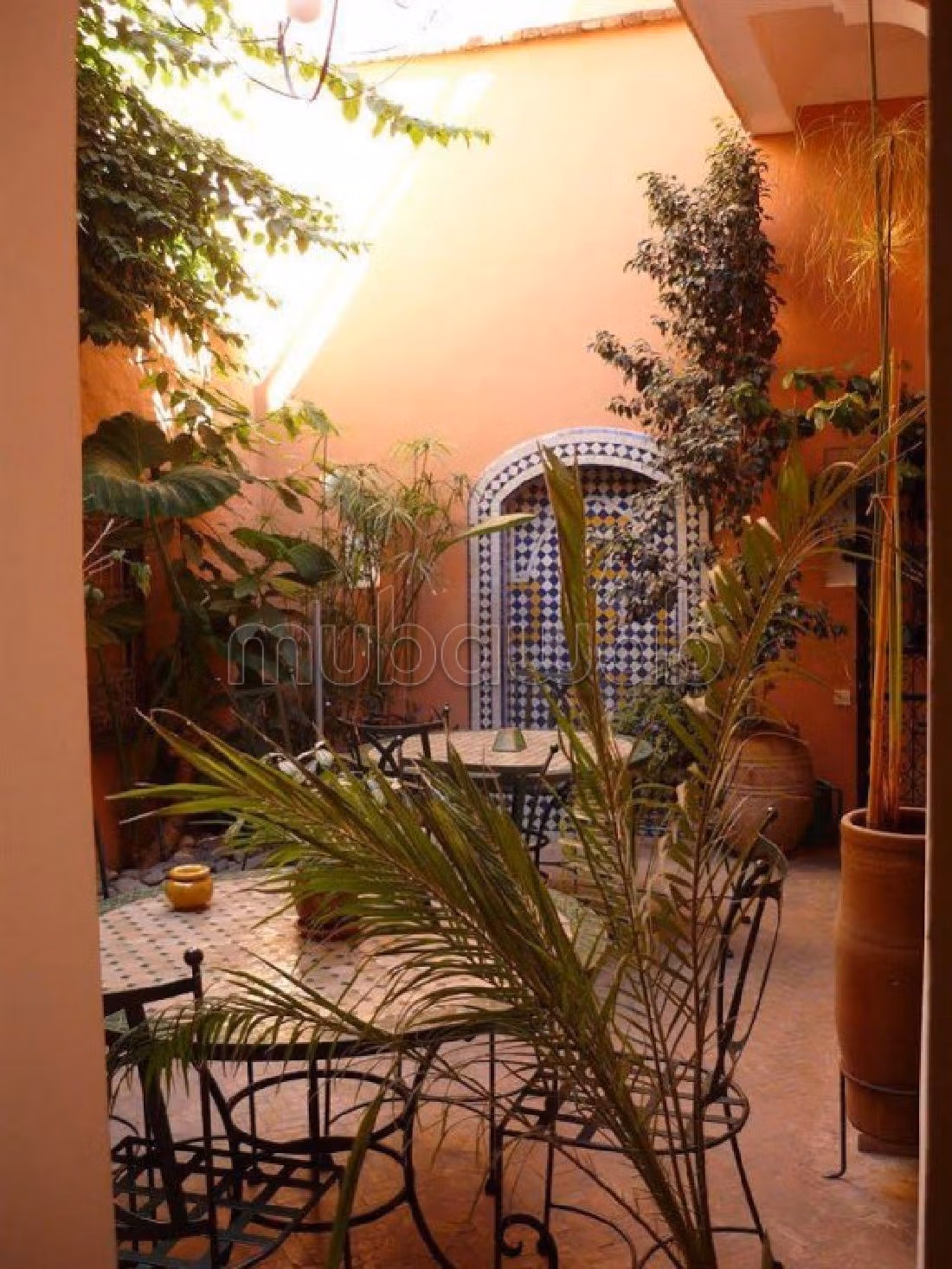 Maravilloso riad en venta en Jamaa el Kbir. Superficie de 102 m². Mobiliario. 