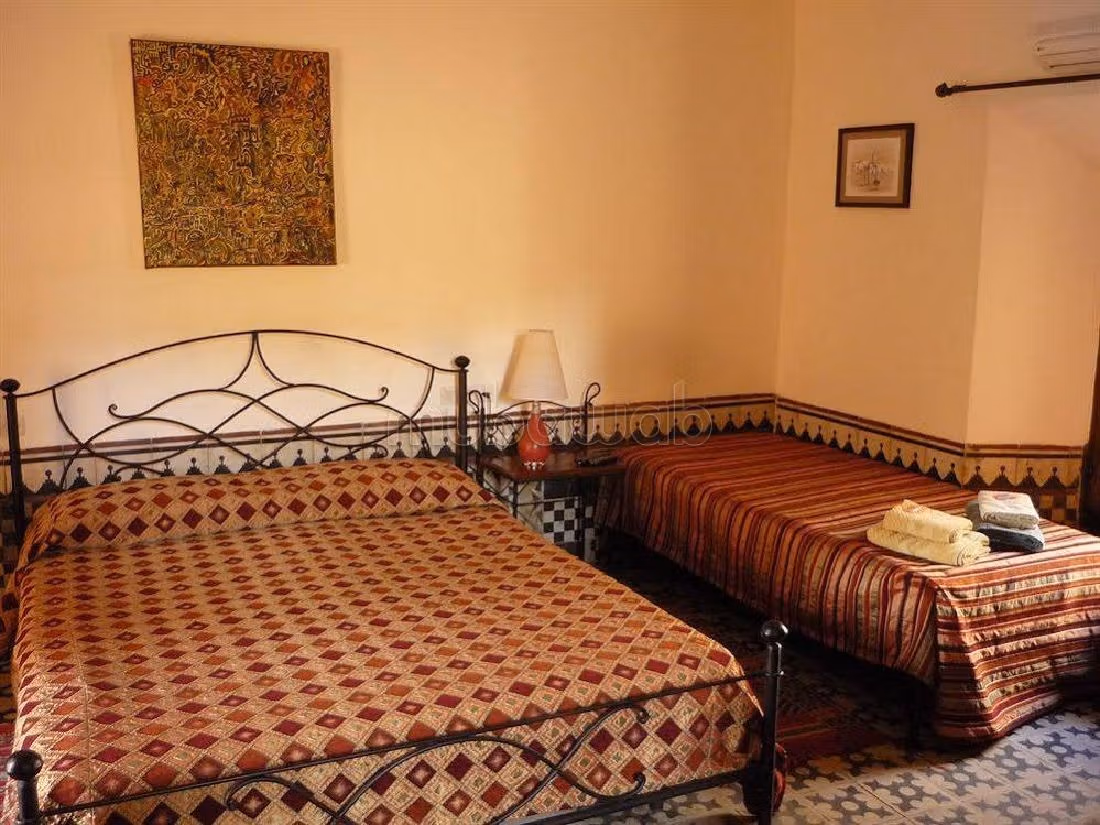 Maravilloso riad en venta en Jamaa el Kbir. Superficie de 102 m². Mobiliario. 