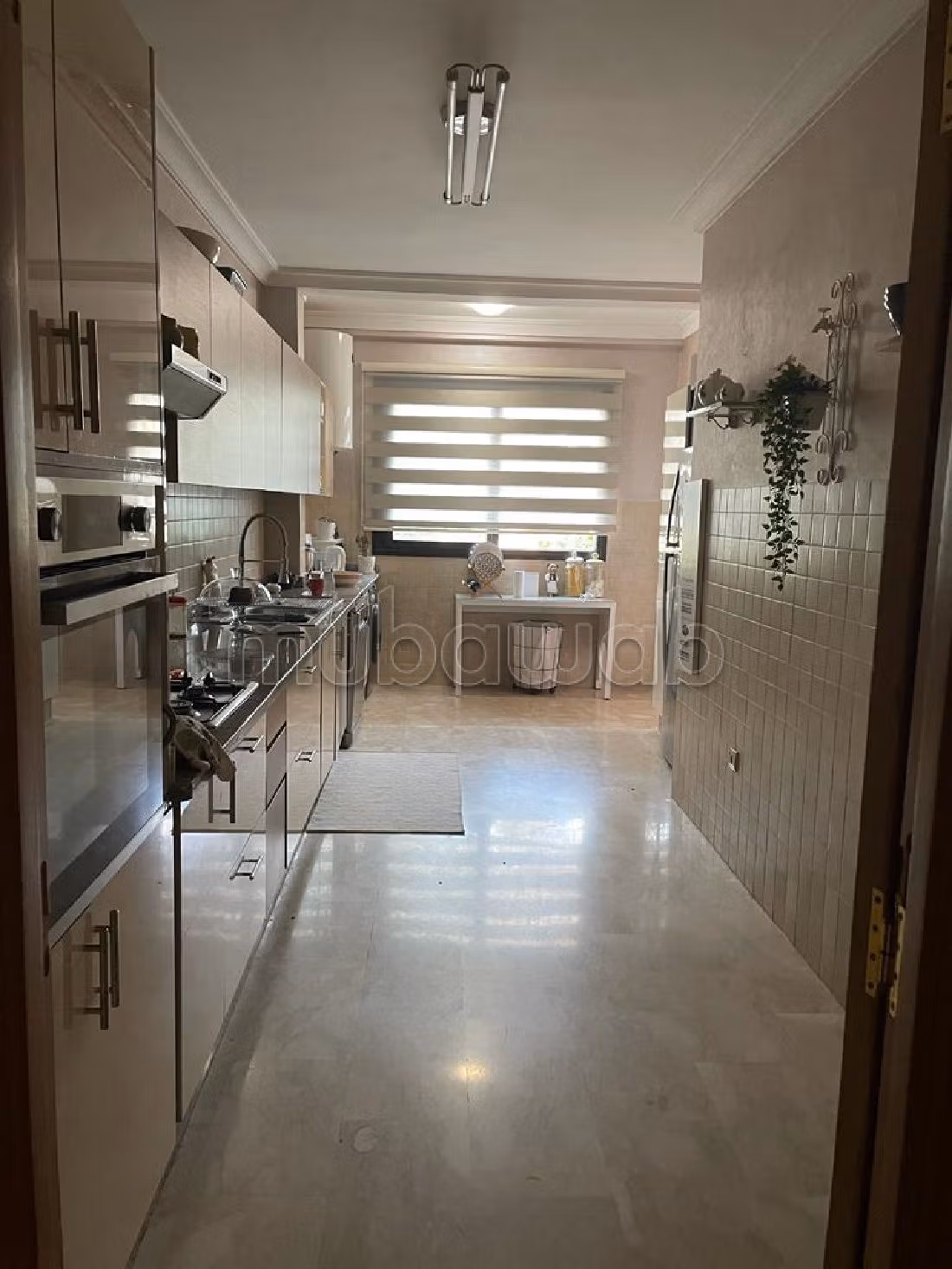 Te koop: appartementen in Route de l'Ourika. Oppervlakte 161 m². Zwembad en conciërgeservice. 