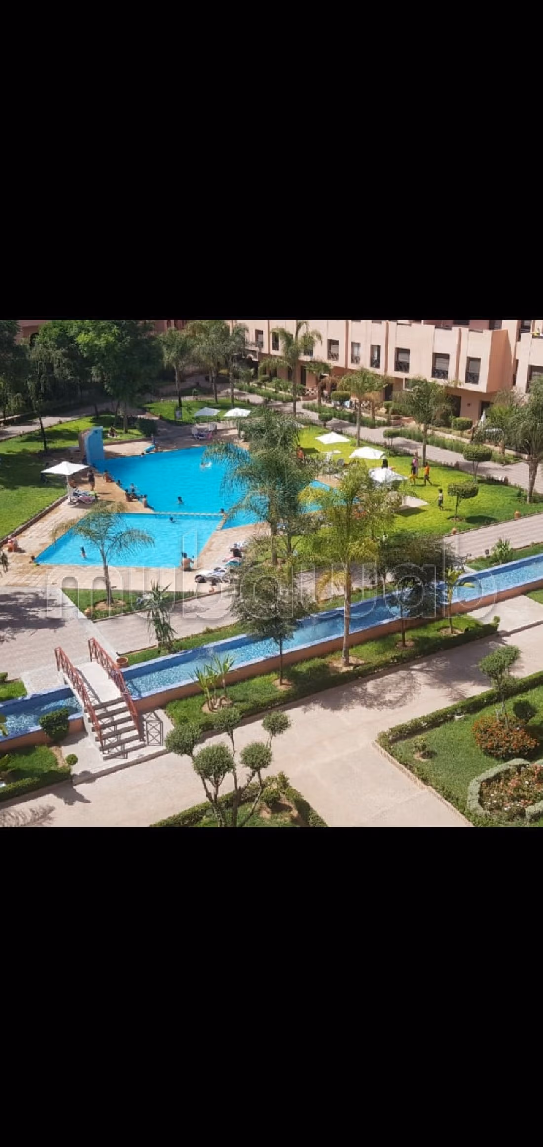 شقة جميلة للبيع ب بلبكار. المساحة الكلية 85 م². بواب ومكيف الهواء.