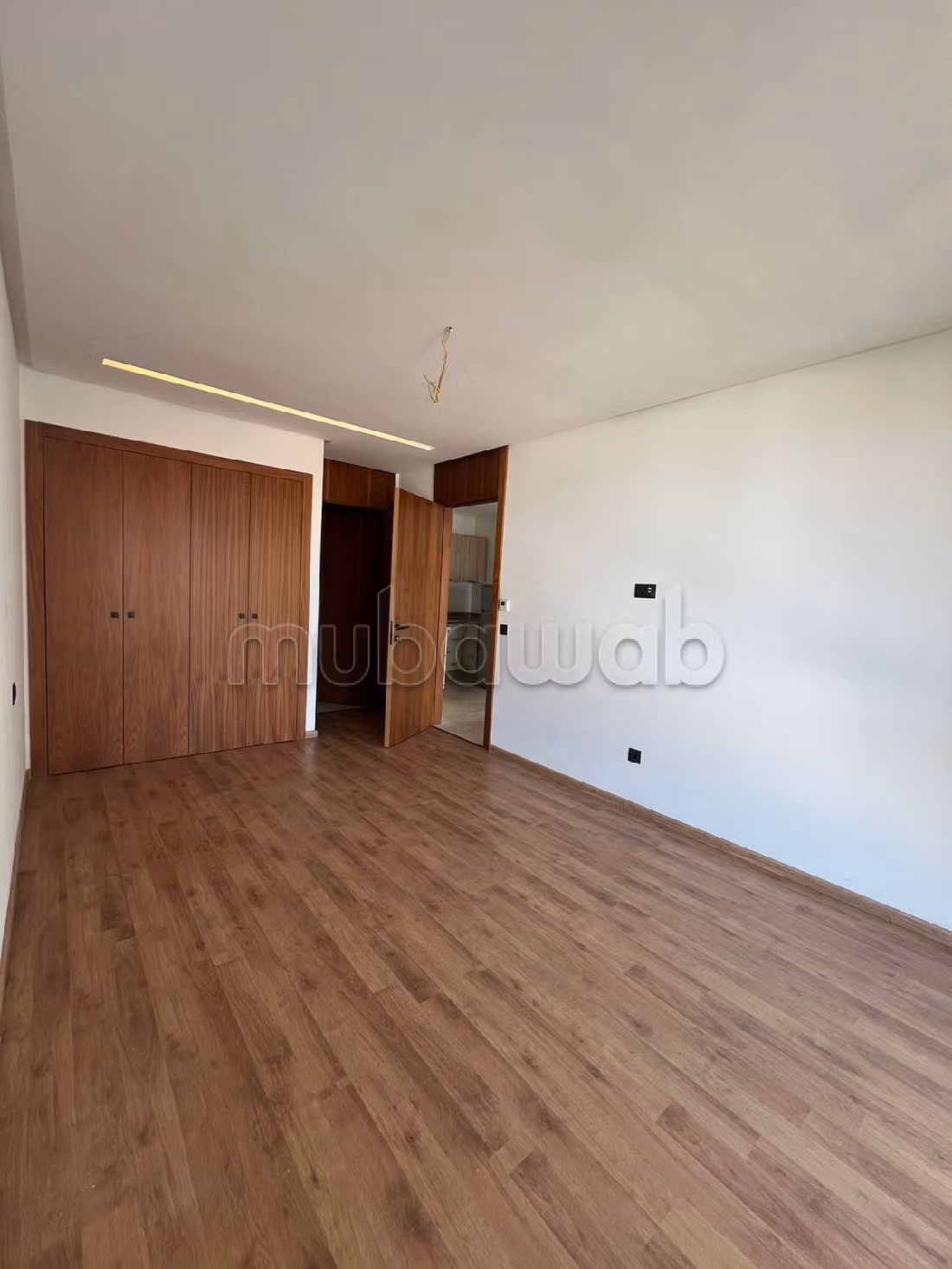 Apartment for rent in Casablanca Finance City. Surface area 60 m². No Lift, Large terrace. 