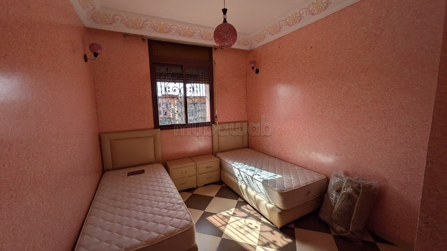 Villa's en luxe woningen beschikbaar in Azzouzia. Oppervlakte 74 m²