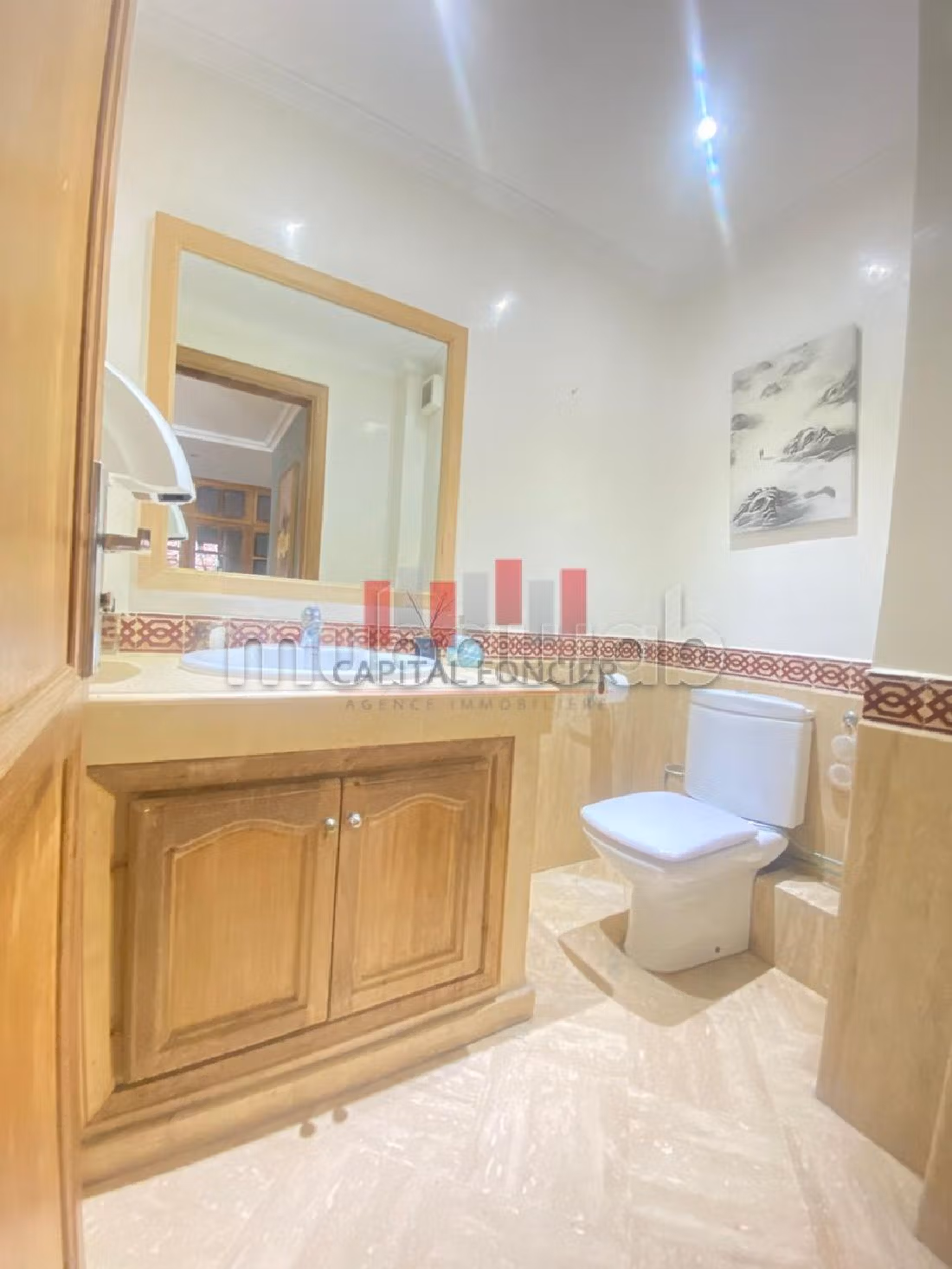 Bonito piso en venta en Racine. 4 hermosas habitaciones. Sin Ascensor, balcón