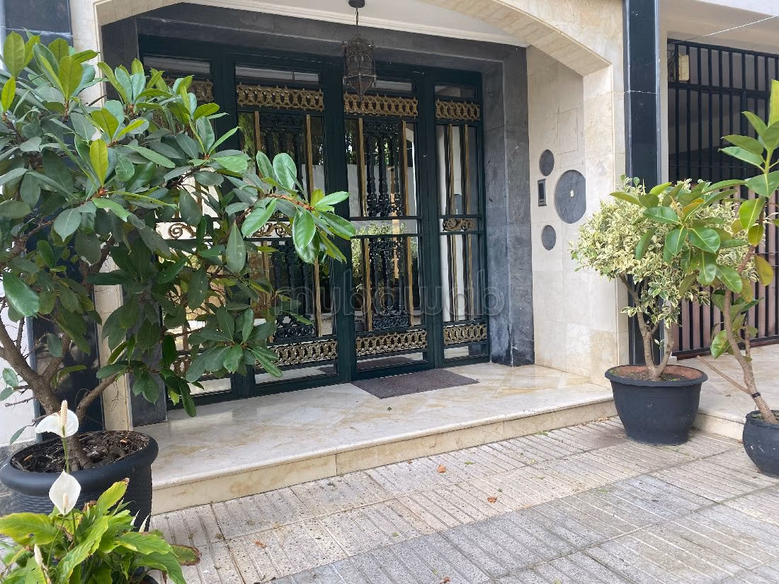 Appartamento in vendita a Marchan. 3 belle camere da letto. Ammobiliato