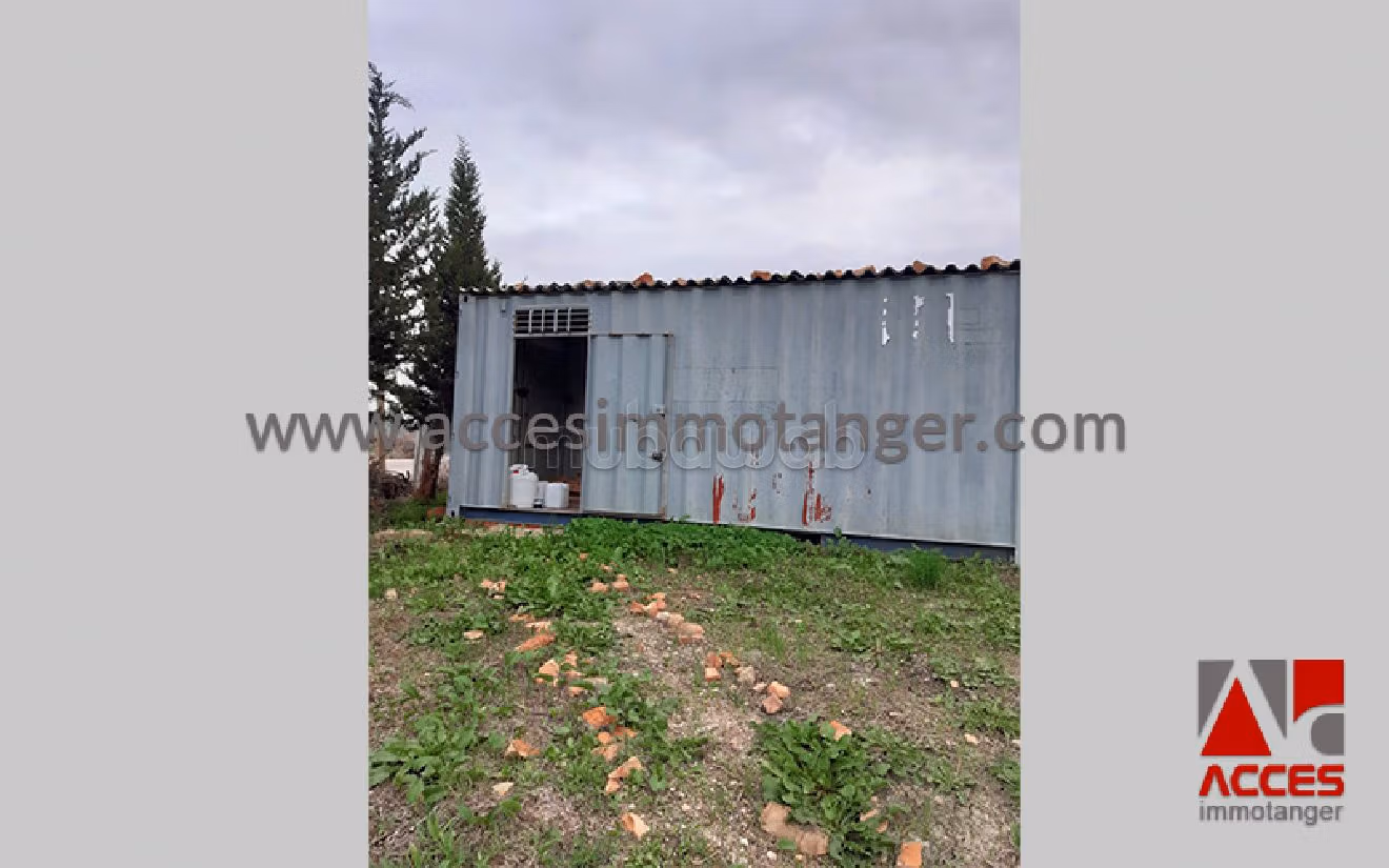 Terreno en venta en Sania. Pequeña superficie 360 m². 