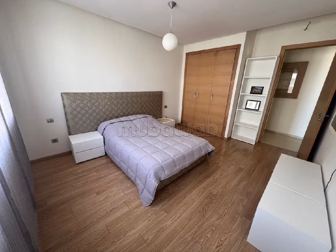 شقة جميلة للكراء بالرياض. 4 قطع كبيرة. مفروشة. 