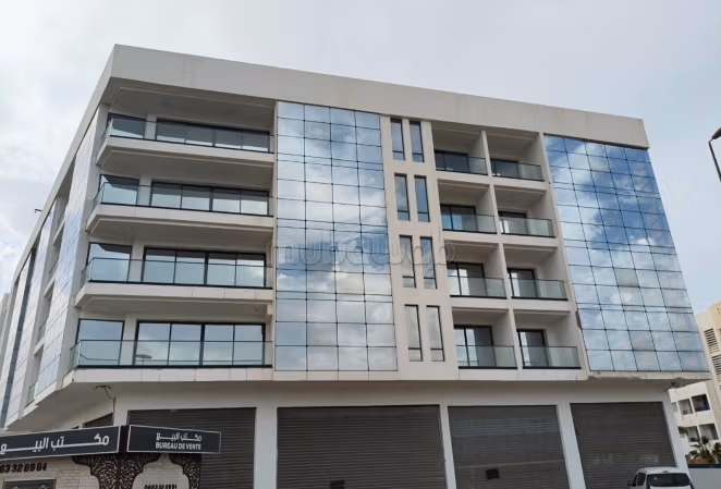 Appartementen om te kopen in Abattoirs. Totale oppervlakte 83 m². Terras en garage
