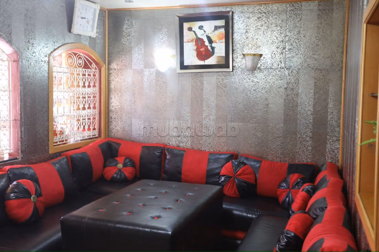 شقة للبيع ب 3 المسيرة. 5 قطع رائعة. كراج