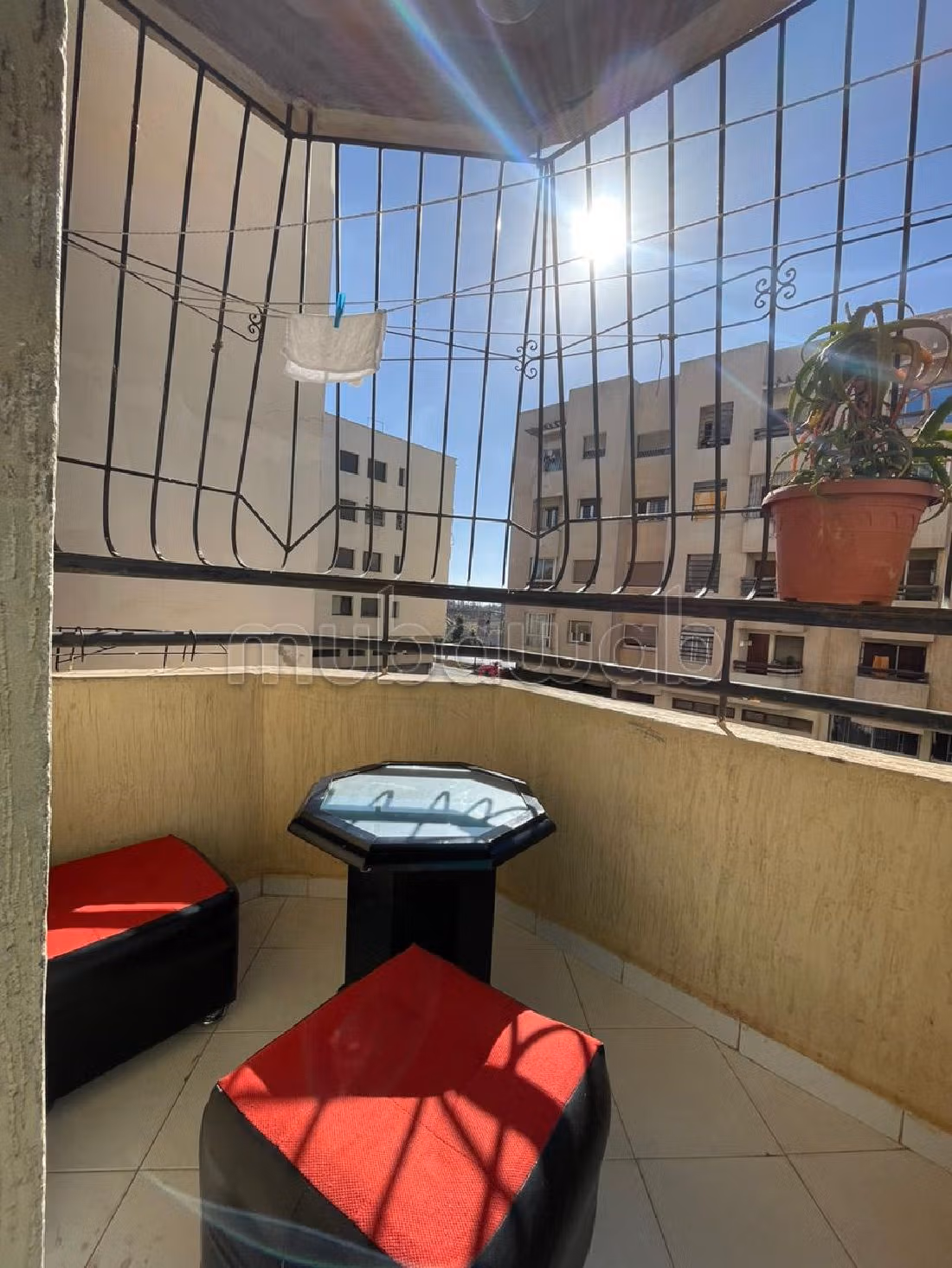 شقة للبيع ب 3 المسيرة. 5 قطع رائعة. كراج