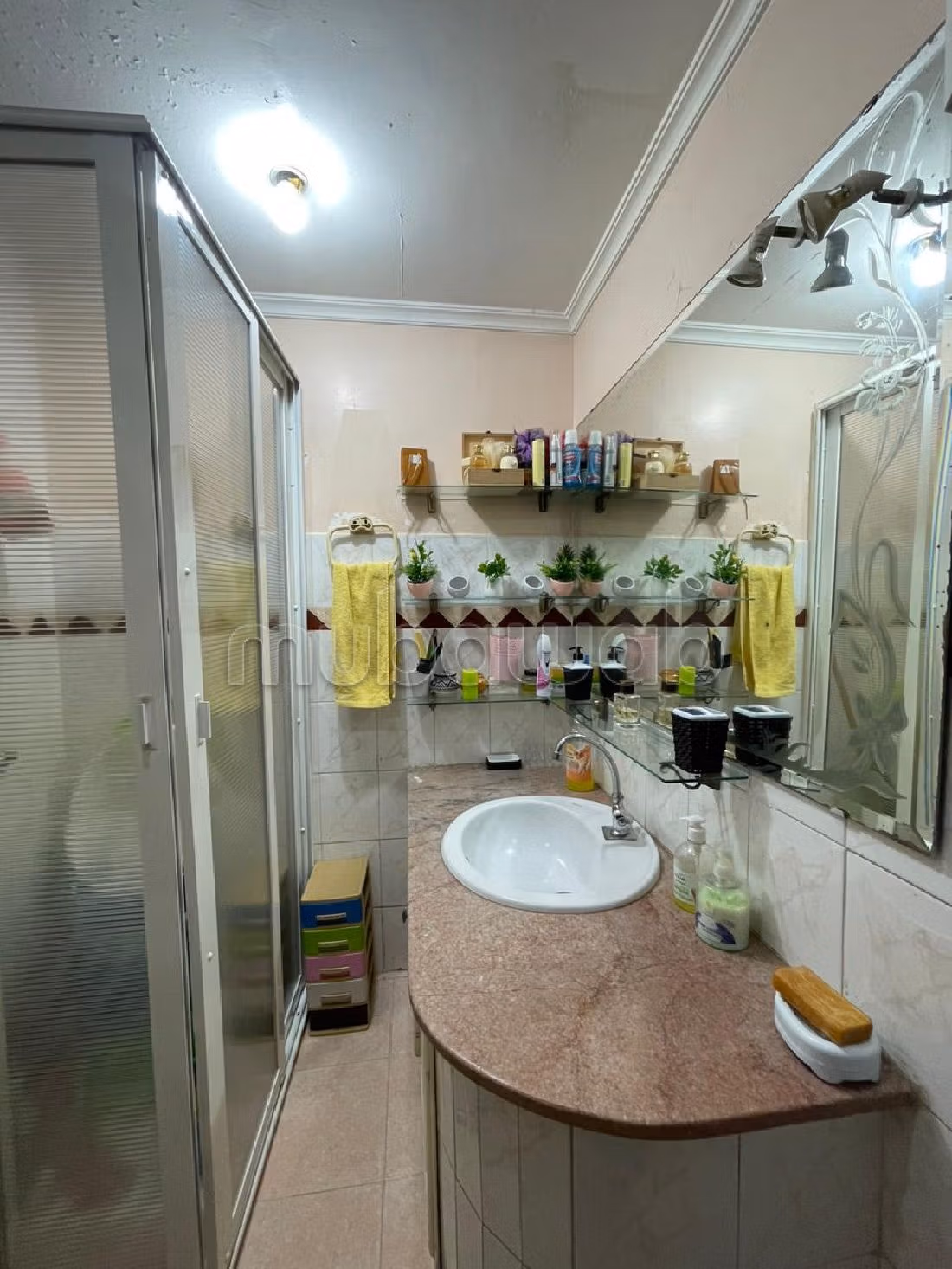 شقة للبيع ب 3 المسيرة. 5 قطع رائعة. كراج