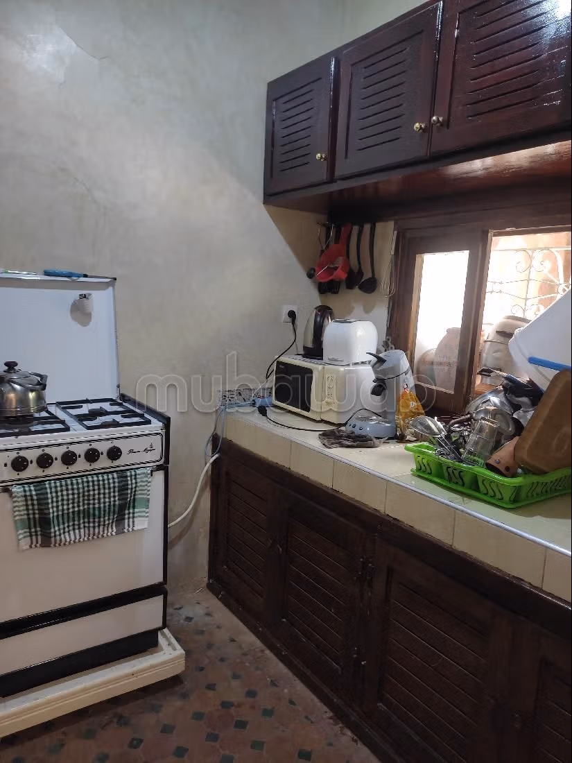 Kopen: villa's en luxe woningen. 6 Ruimtes. Volledig gemeubileerd