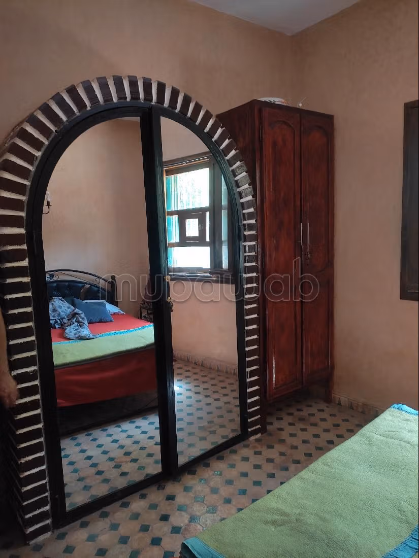 Kopen: villa's en luxe woningen. 6 Ruimtes. Volledig gemeubileerd