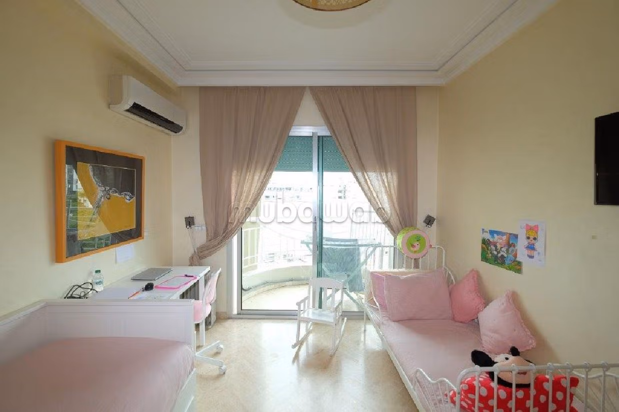 Splendido appartamento in vendita a Palmier. 3 belle camere da letto. Salotto marocchino. 