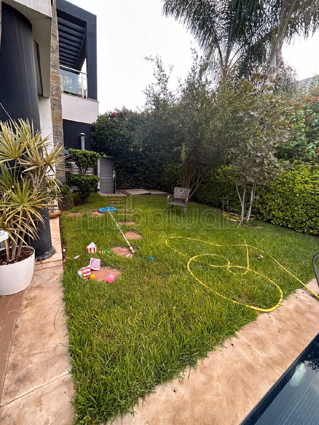 Esplendida villa en venta en Bouskoura Ville. 1 Habitación. Chimenea operativa, propiedad con piscina. 