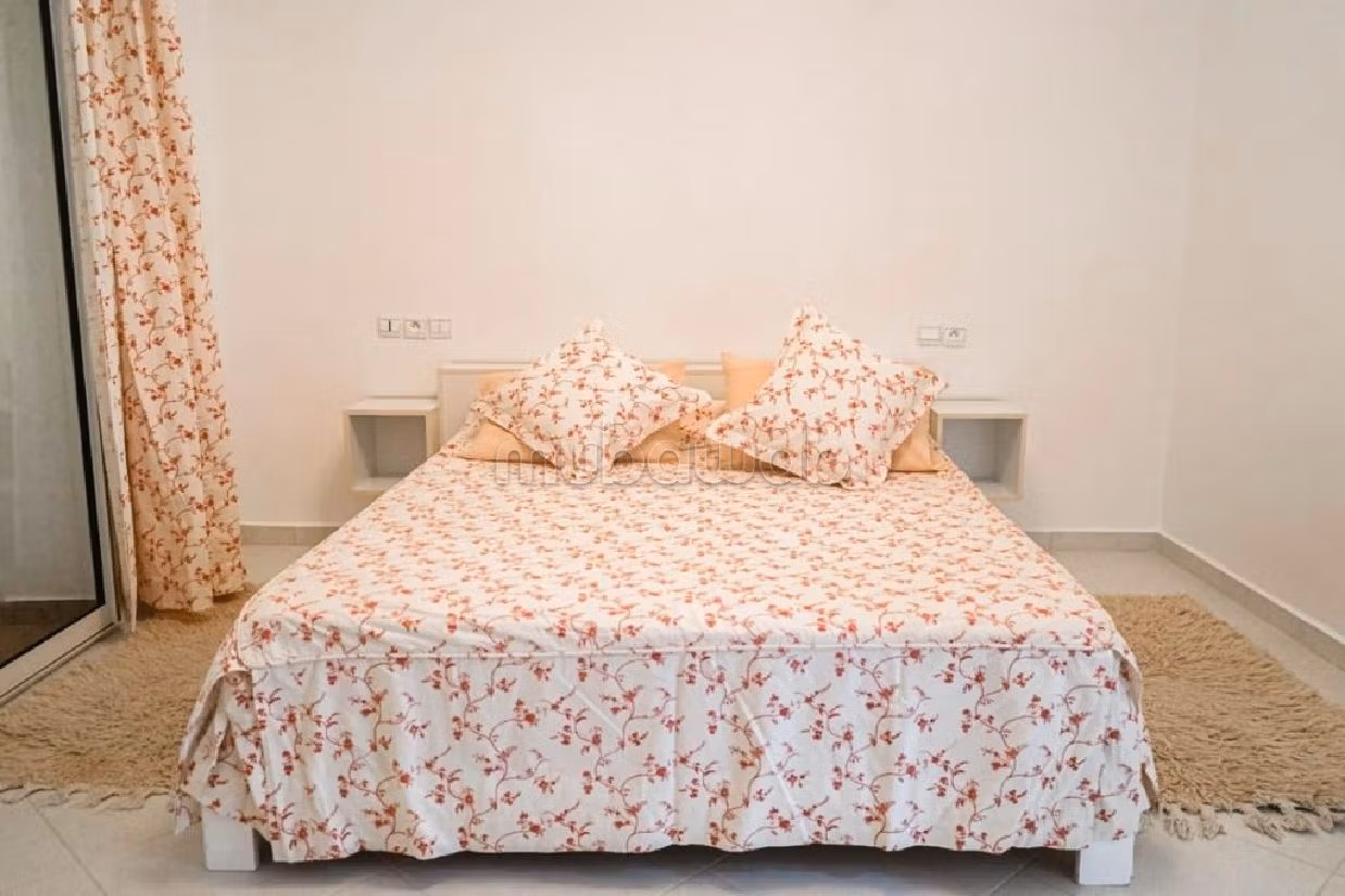 Kopen: villa's en luxe woningen. 6 Kamers. Volledig gemeubileerd. 