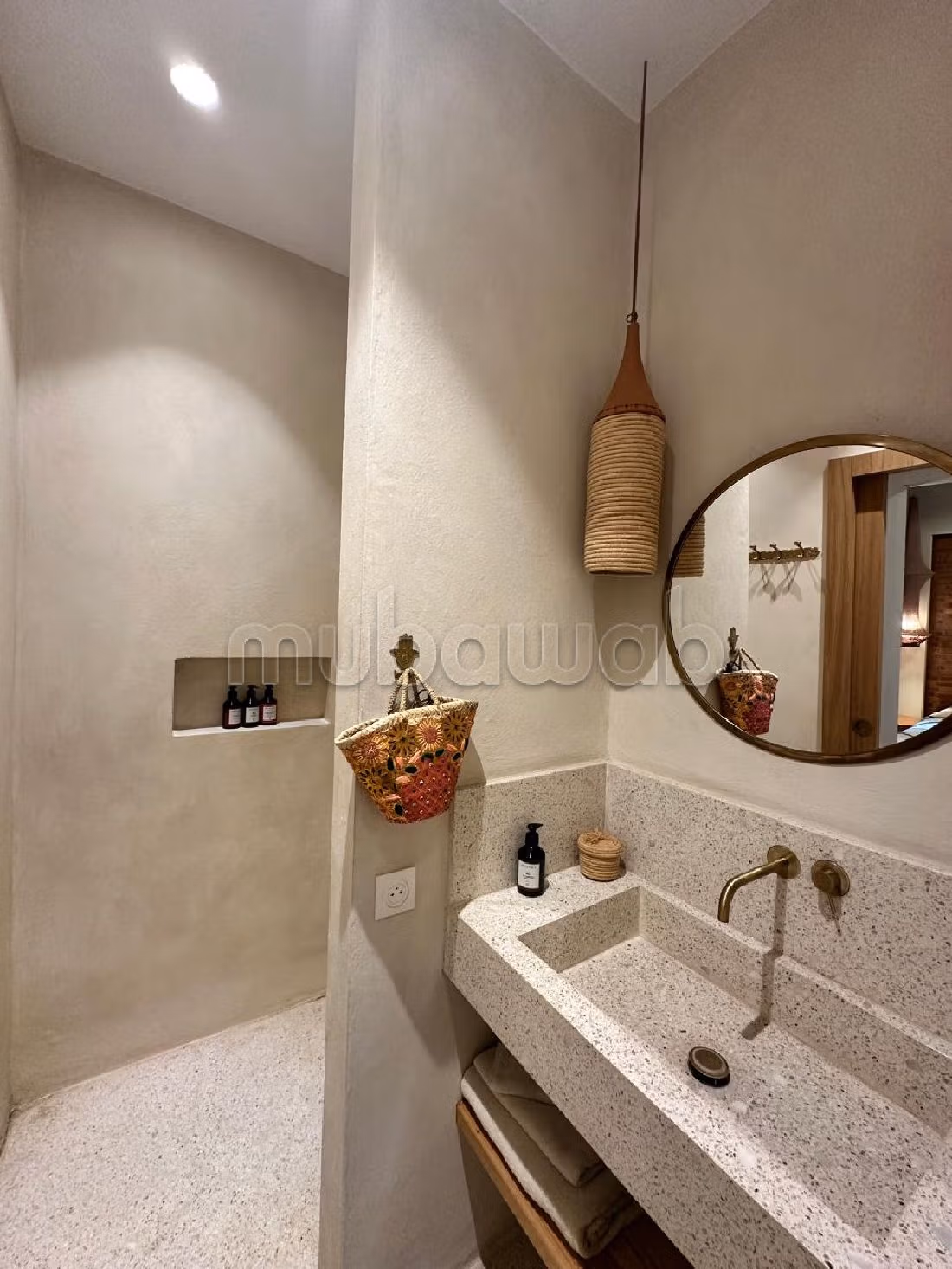 Riad for sale in Sidi Mimoun. 3 beautiful rooms. Attic. 