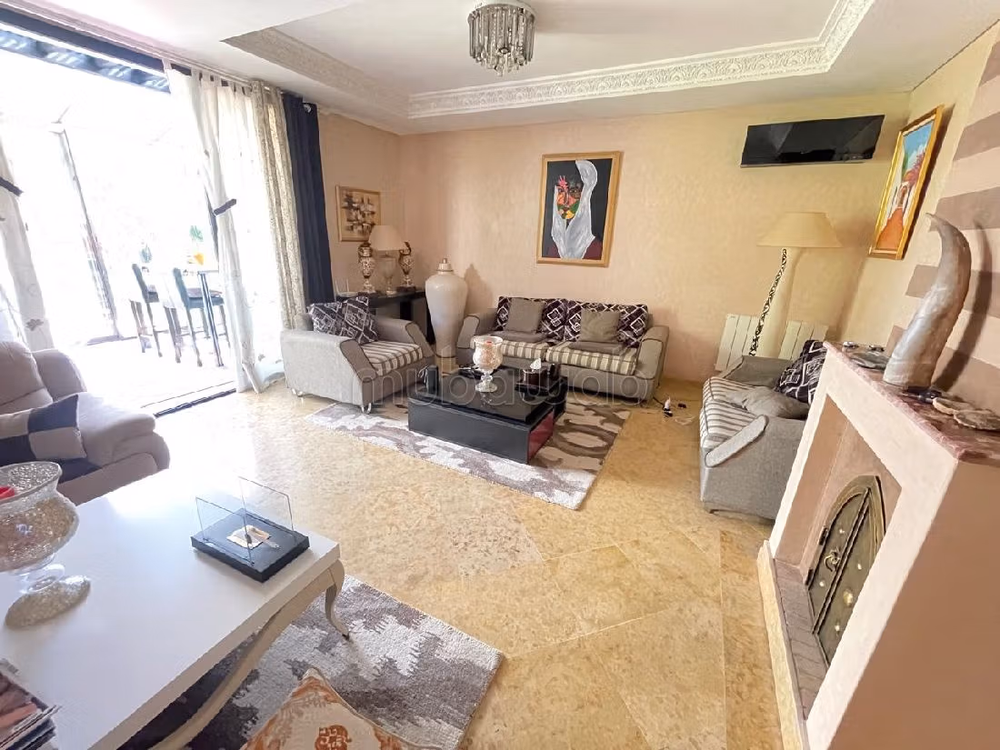 Belle villa a vendre a bensergaou de 340m2