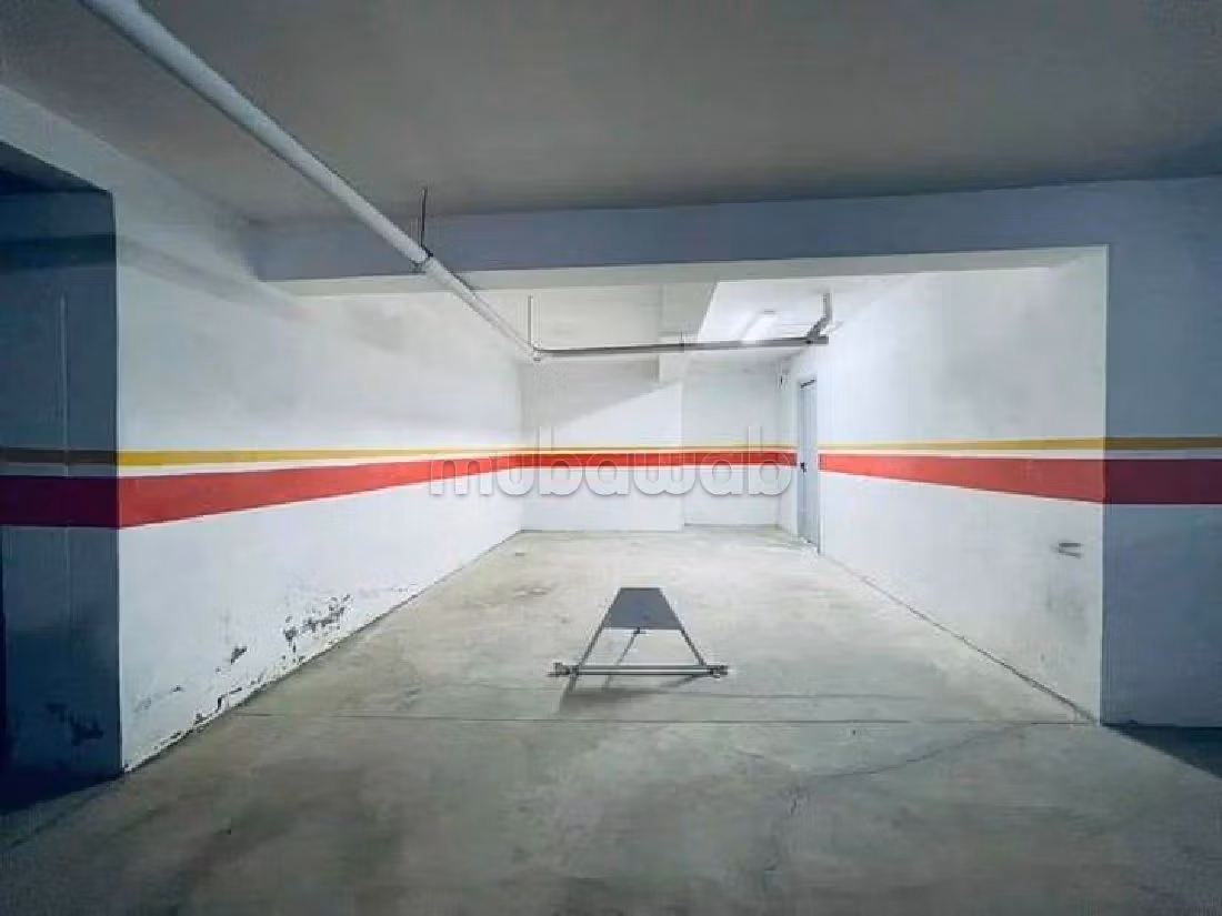 Apartment to purchase in Guéliz. 2 rooms. Terrace and garden