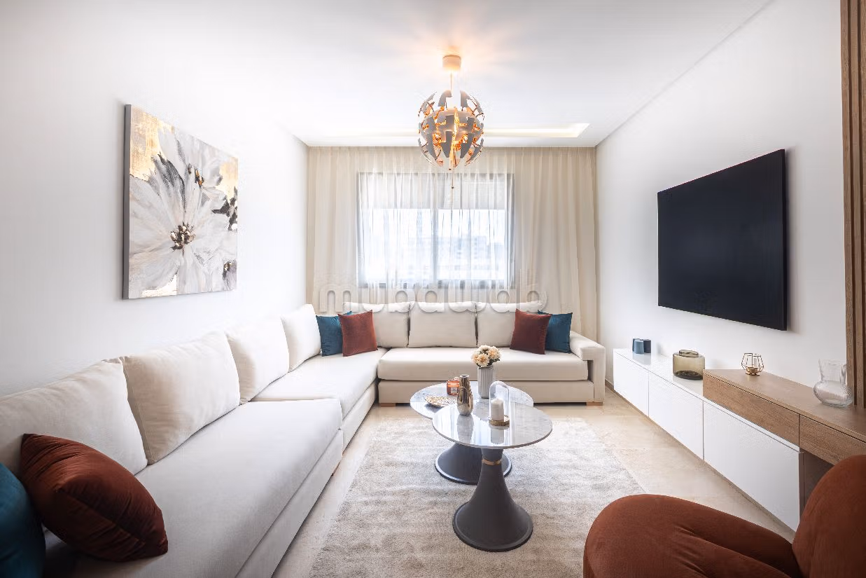 Busca pisos en venta en Hay Hassani. 4 habitaciones confortables. Aire condicionado