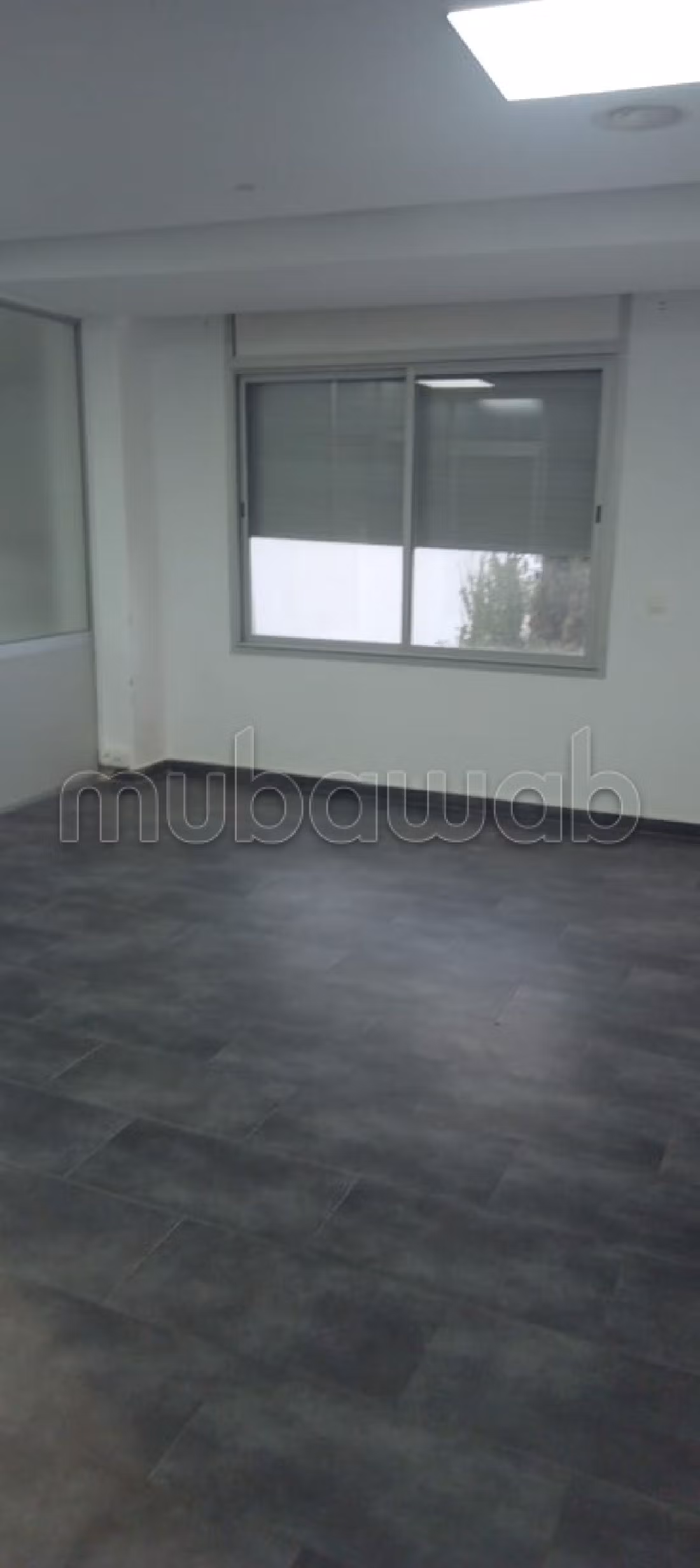 Commercieel vastgoed te koop. Totale oppervlakte 78 m². Garage. 