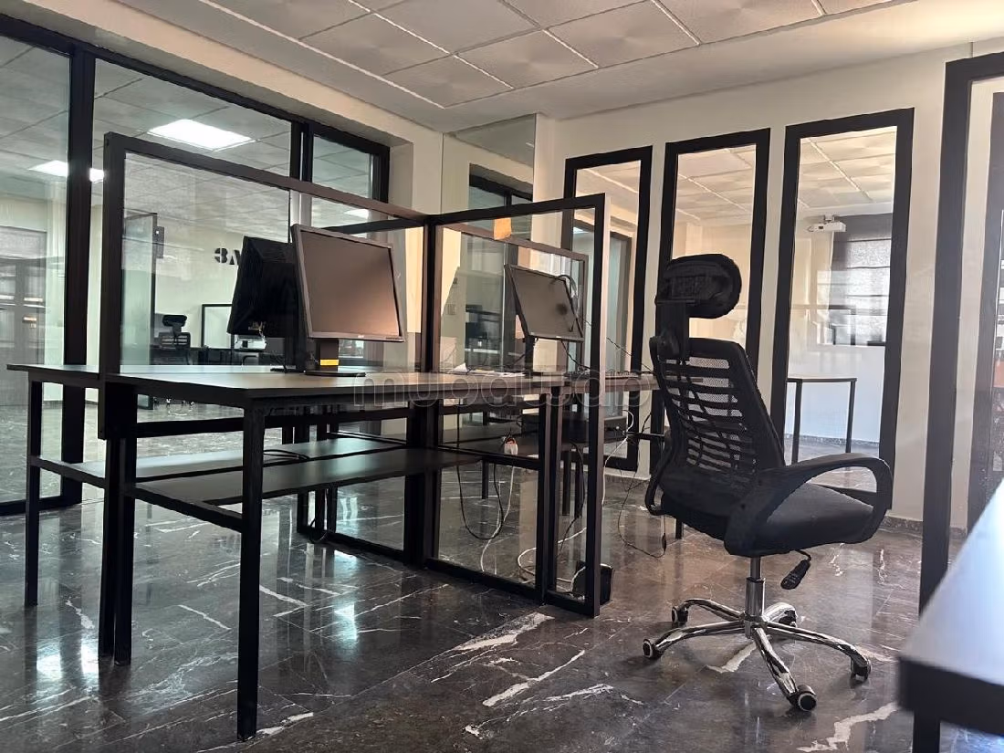 Office for sale or rent in Majorelle