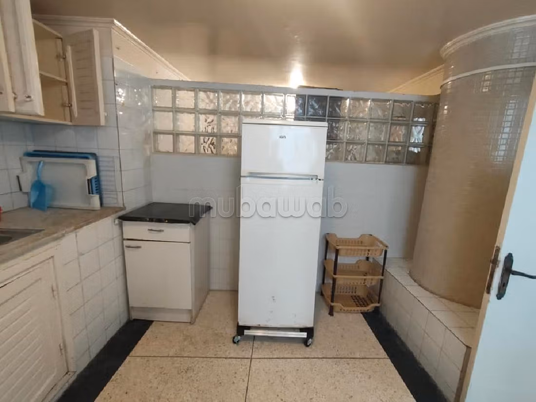 Nu te huur: appartementen in Beauséjour. 1 Ruimte. Gemeubileerd